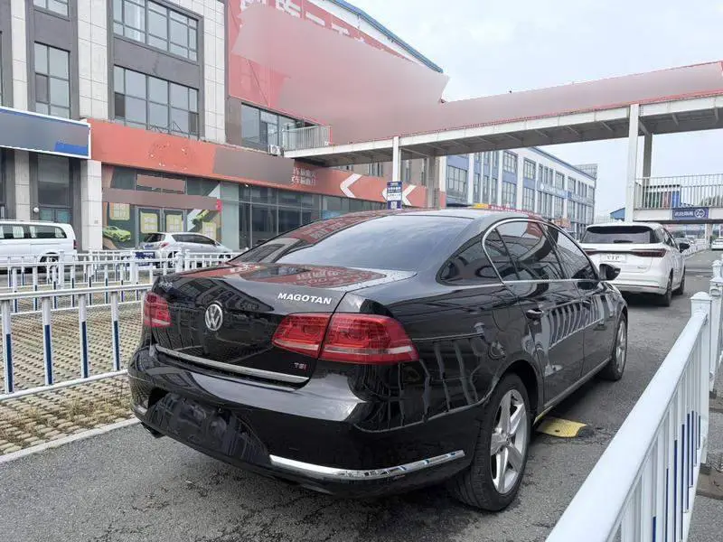 Magotan 2015 facelift 2.0TSI luxury model — 6