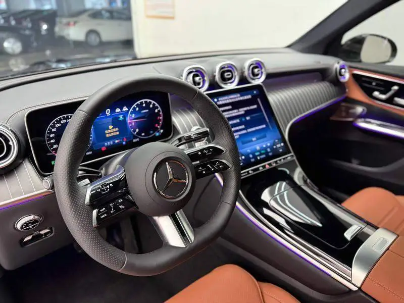 Mercedes-Benz GLC 2026 GLC 300 L 4MATIC Dynamic 5-seater — 18
