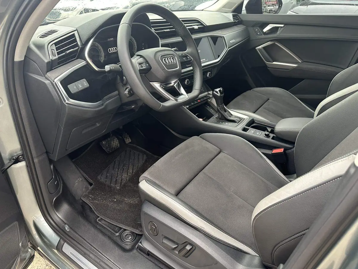 Audi Q3 2023 35 TFSI Fashion Dynamic Edition (1.4T) — 7