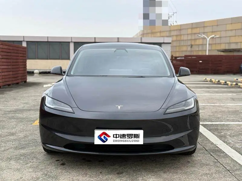 Model 3 2023 rear-wheel drive version — 2