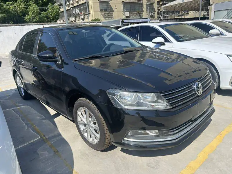 Lavida 2015 1.6L Automatic Comfort Edition — 3