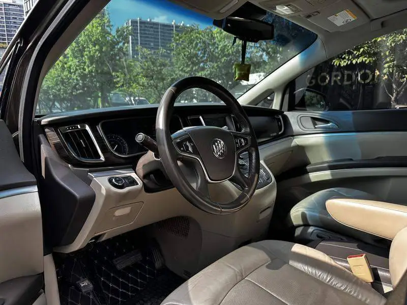 Buick GL8 2013 3.0L XT Luxury Business Flagship Edition — 9