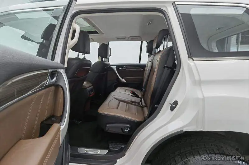 Haval H9 2016 2.0T 4WD Luxury 7 Seaters — 18
