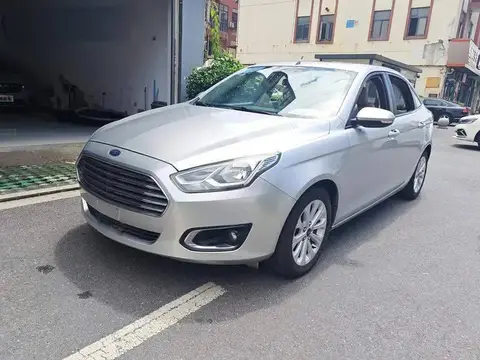 Furis 2015 1.5L Automatic Fashion Model
