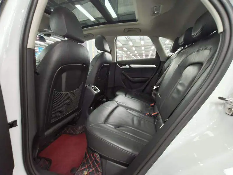 Audi Q3 2015 35 TFSI Progressive — 11