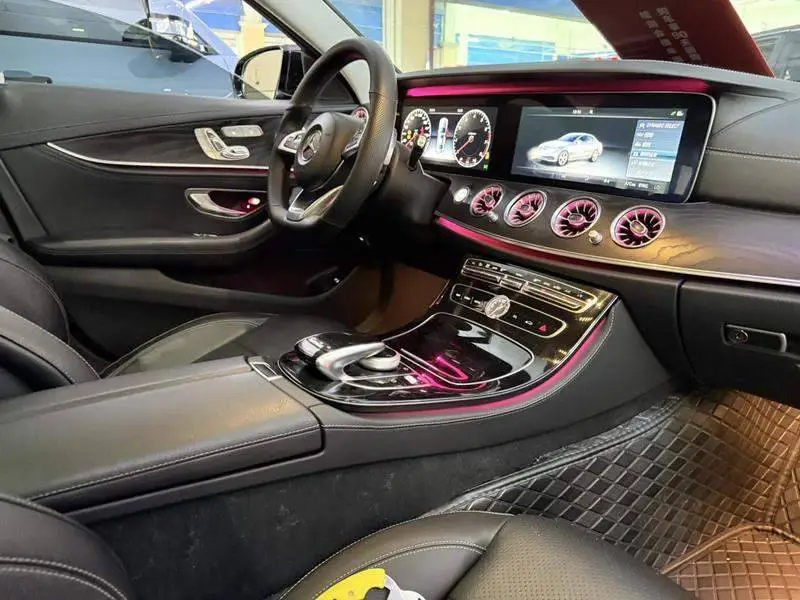 Mercedes-Benz E-Class 2016 E 300 L Fashion Edition — 19