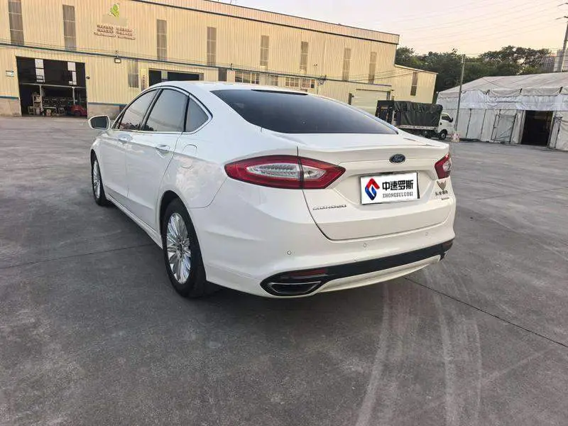 Mondeo 2013 2.0L GTDi200 Luxury Model — 5
