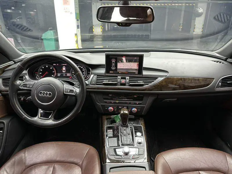 Audi A6L 2018 30th Anniversary Model 45 TFSI quattro Sports — 7