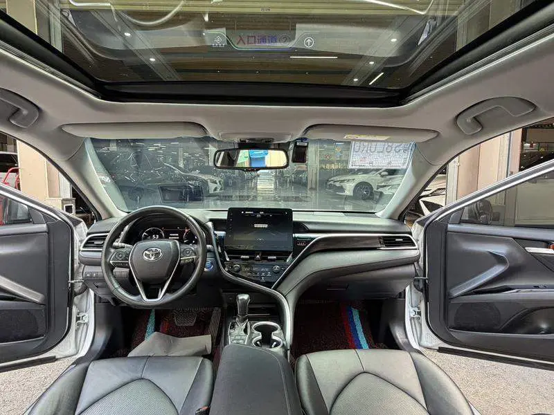 Camry 2021 Hybrid 2.5HG Luxury Edition — 5