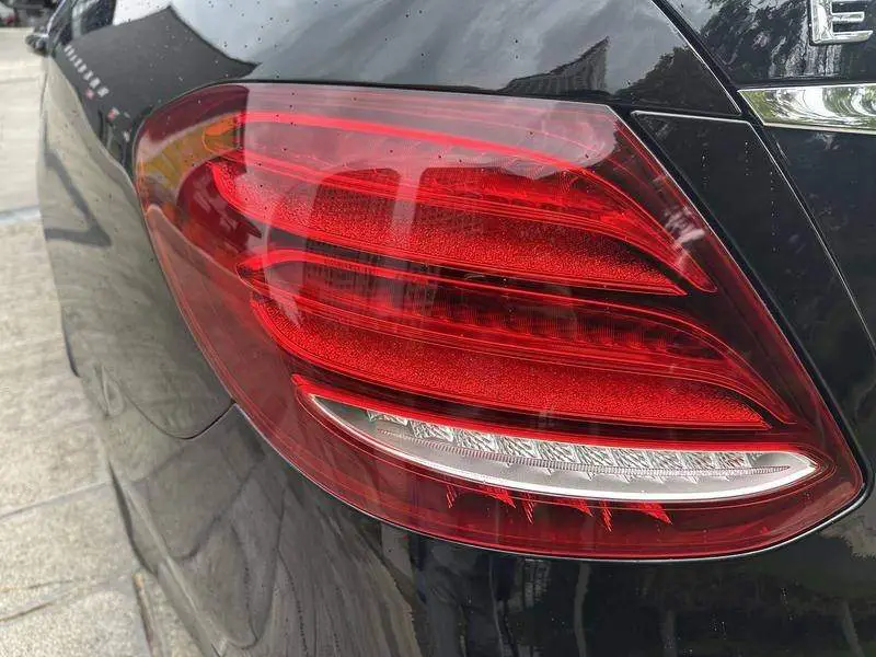 Mercedes-Benz E-Class 2018 E 300 Sport — 10