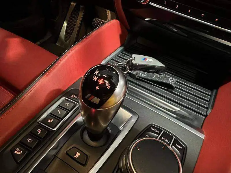 BMW X6 M 2015 X6 M — 15
