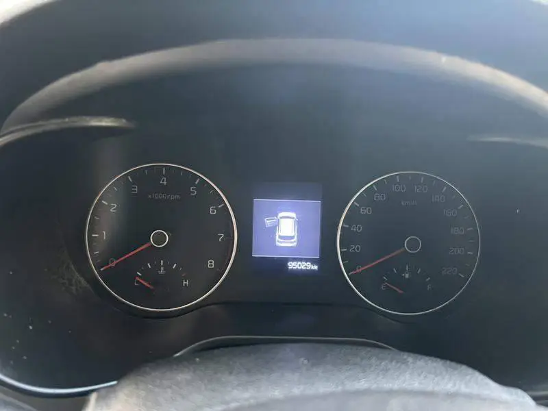 KX CROSS 2018 1.6L Automatic Smart Sunroof Edition — 8
