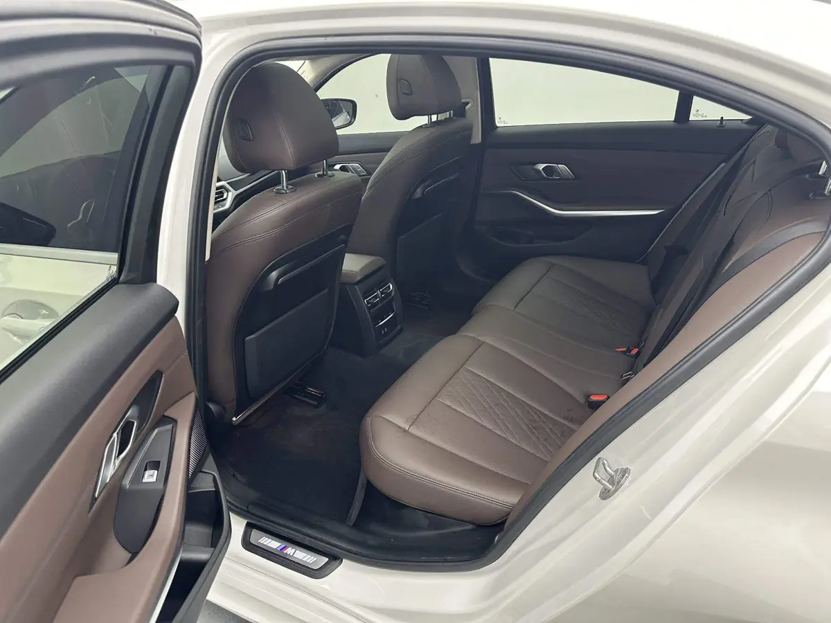 BMW 3 Series 2022 320Li M Sport Package — 9