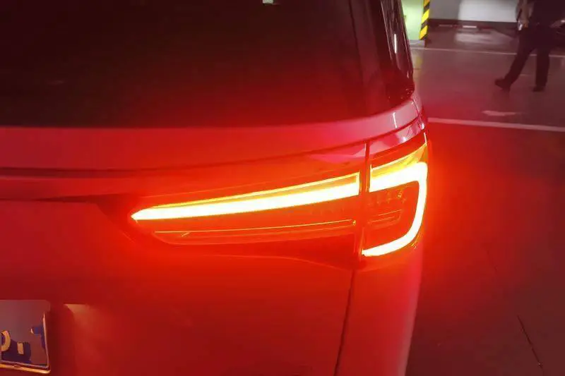 Buick GL8 2022 ES Lu Zun 653T Flagship Model — 10