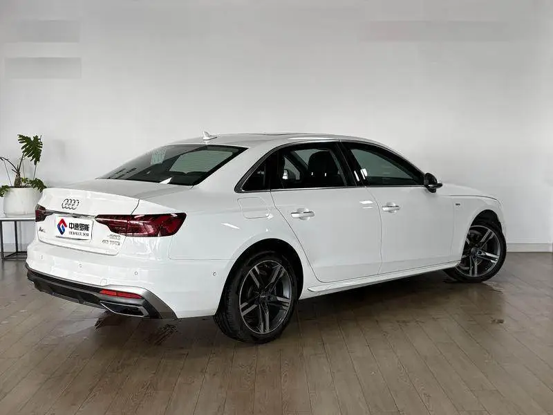 Audi A4L 2020 40 TFSI Luxury Dynamic Edition — 4