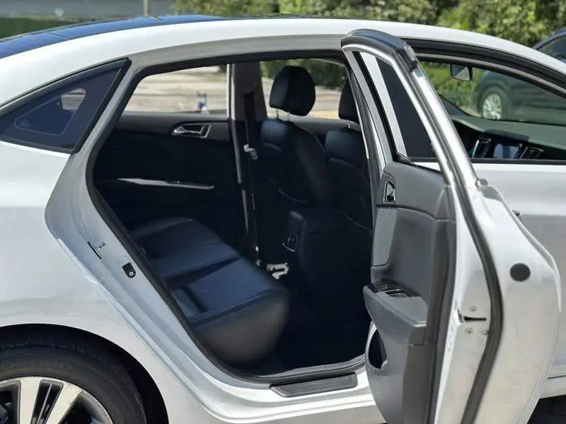 Name map 2014 1.8L Automatic Premium DLX — 16