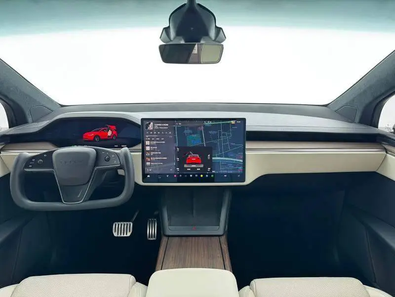 Model X 2023 Dual Motor All-Wheel Drive — 11