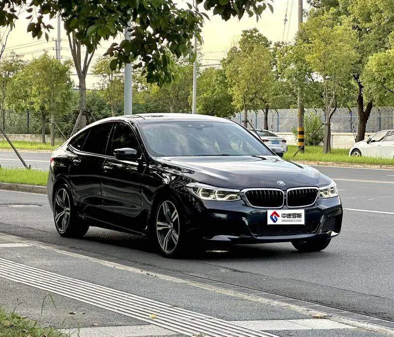 BMW 6 Series GT 2018 640i xDrive M Sport Package — 3