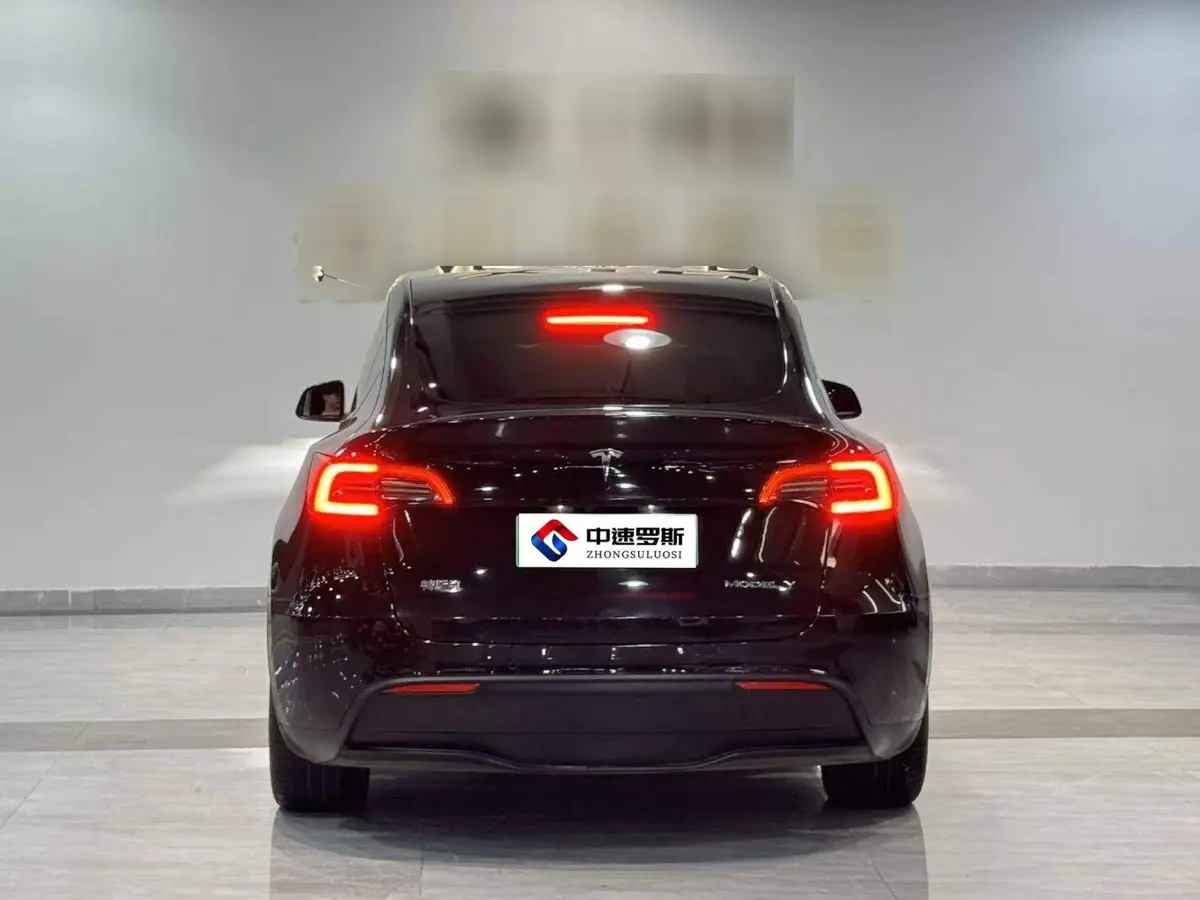 Model Y 2022 facelifted rear-wheel drive version — 5