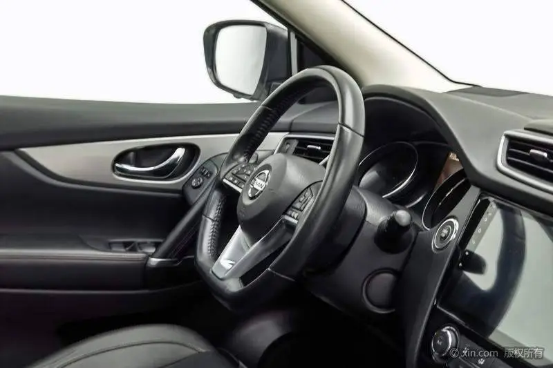 Qashqai 2019 2.0L CVT Deluxe Edition — 16