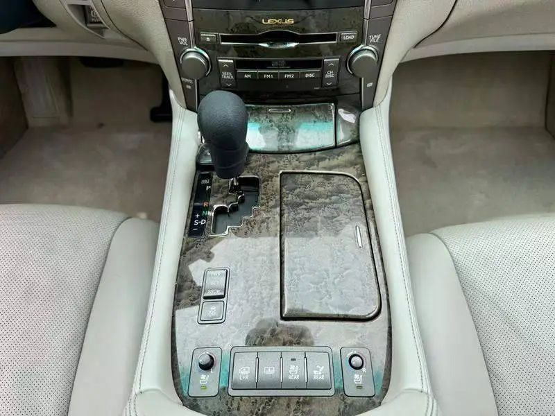 Lexus LS 2006 460L Premium Edition — 13