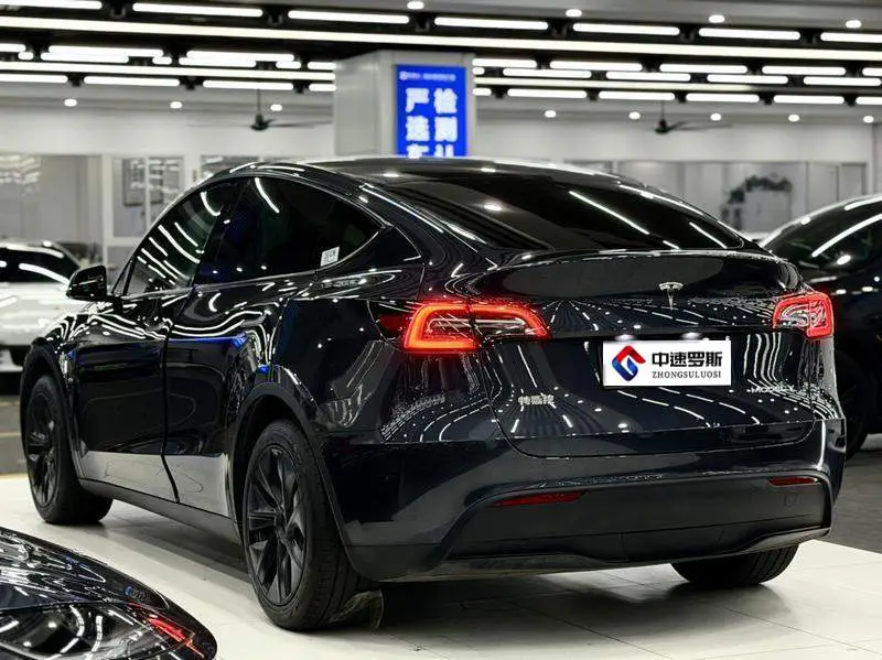 Model Y 2024 rear-wheel drive version — 5