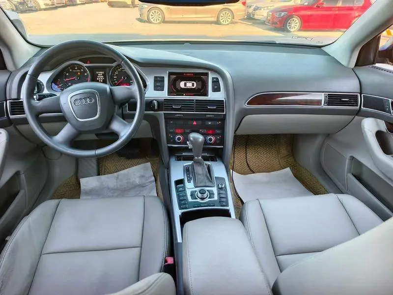Audi A6L 2011 2.0 TFSI Automatic Standard Model — 10