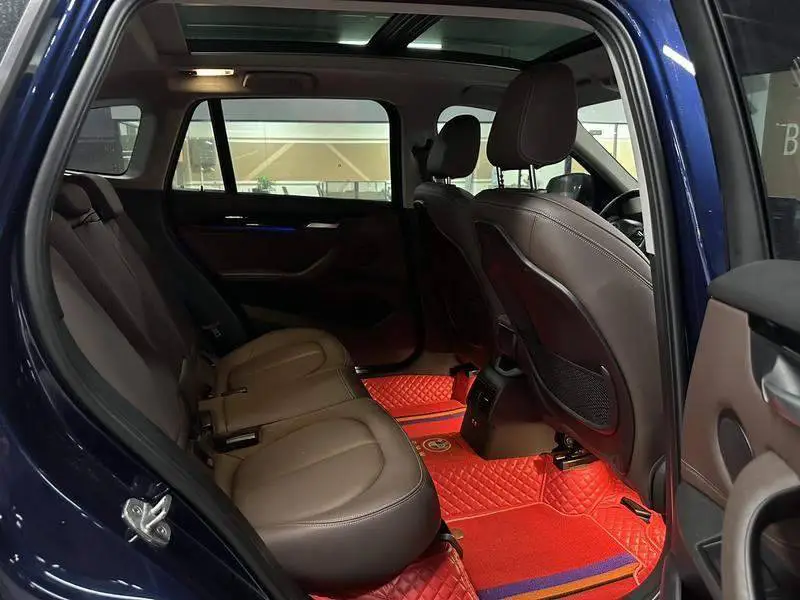 BMW X1 2020 sDrive25Li Leading Edition — 16