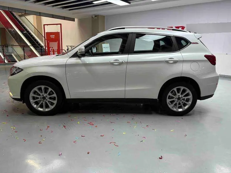 Haval H2 2017 Red Label 1.5T Automatic 2WD Luxury Model — 4