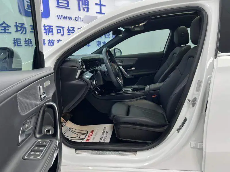 Mercedes-Benz A-Class 2022 facelifted A 180 L sports sedan — 16