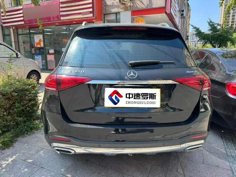 Mercedes-Benz GLE 2022 GLE 350 4MATIC Fashion Edition — 3