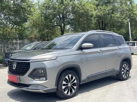 Baojun 530 2020 1.5T CVT Luxury Connected 7-seater