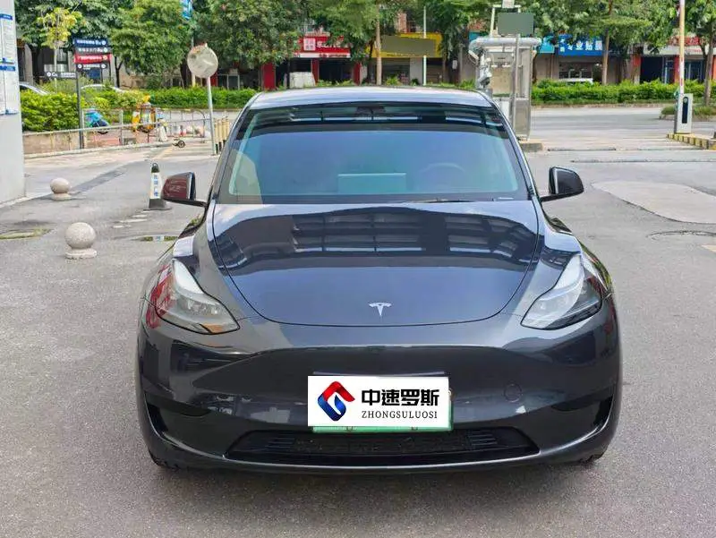 Model Y 2024 rear-wheel drive version — 2