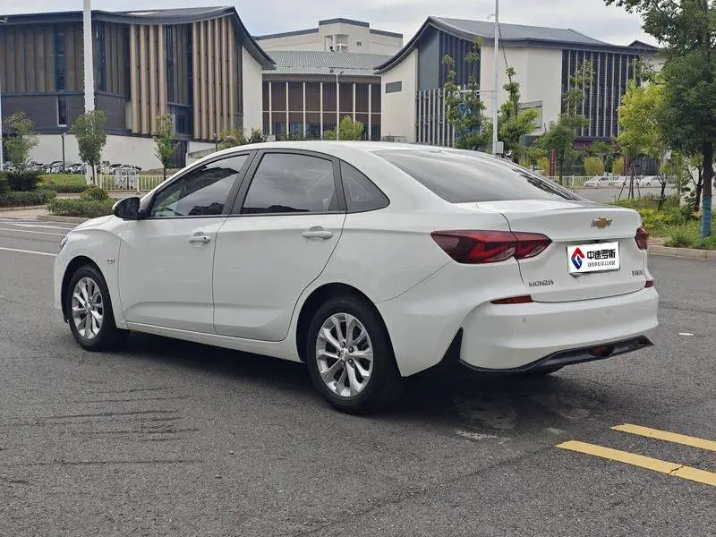 Cruze 2023 1.5L Dual Clutch Enjoy Edition — 4