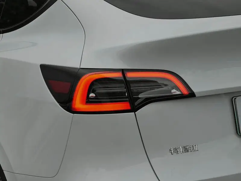 Model Y 2024 rear-wheel drive version — 8