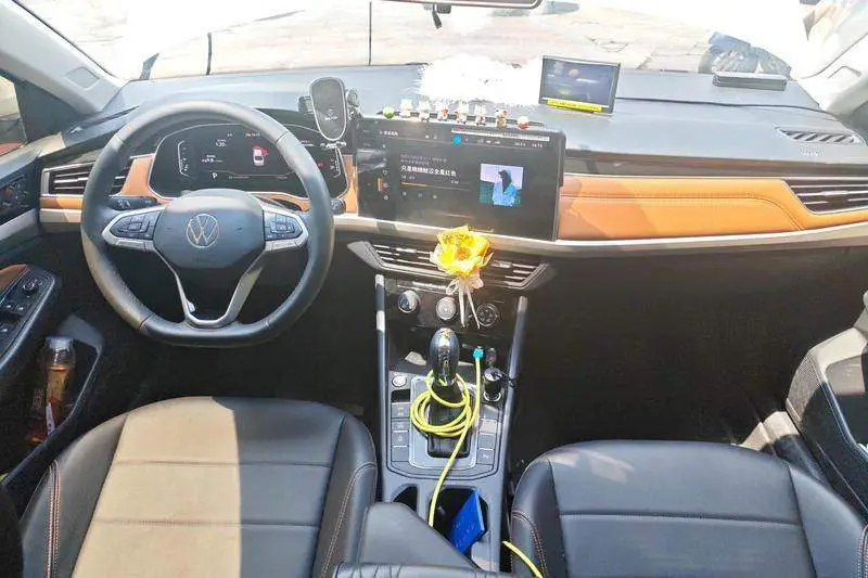 Bora 2024 200TSI DSG Joy Pro Edition — 12