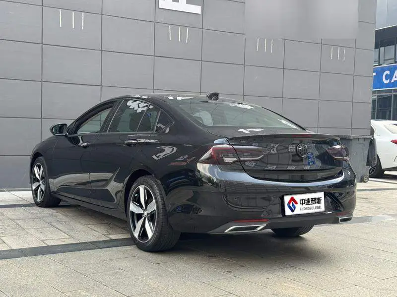 Regal 2023 552T Smart Edition — 5