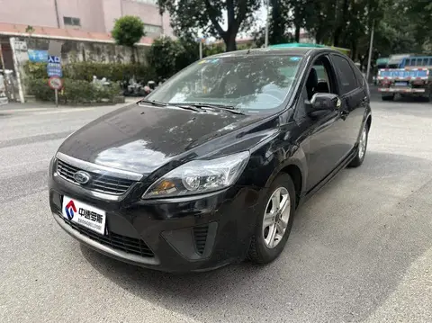 Fox 2009 Hatchback 1.8L Manual Comfort Edition
