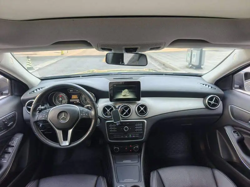 Mercedes-Benz GLA 2016 GLA 200 Dynamic — 7