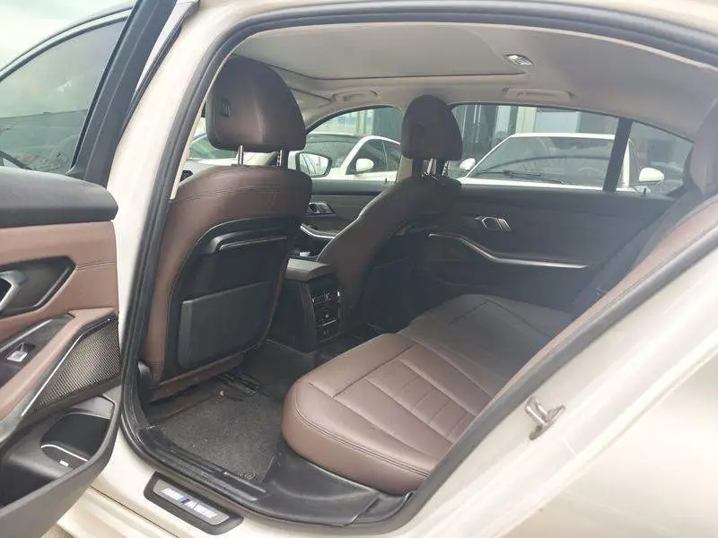 BMW 3 Series 2021 325Li M Sport Package — 11