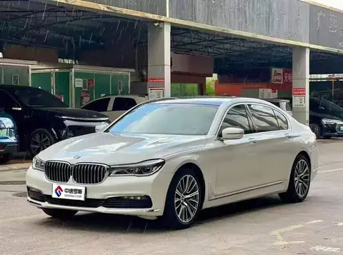 BMW 7 Series 2017 730Li Luxury