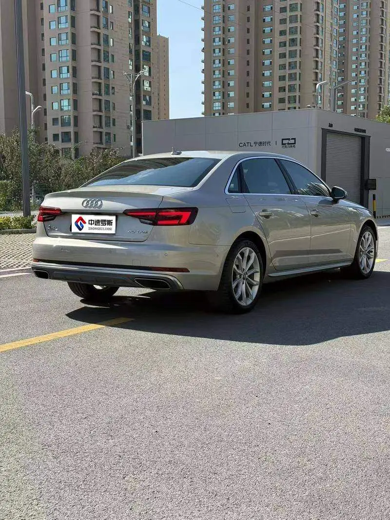 Audi A4L 2019 40 TFSI Fashion National VI — 6