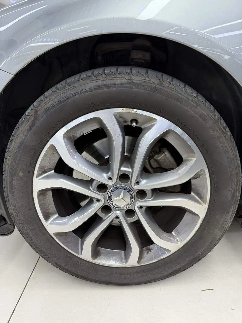 Mercedes-Benz C-Class 2015 C 180 L Sports — 15