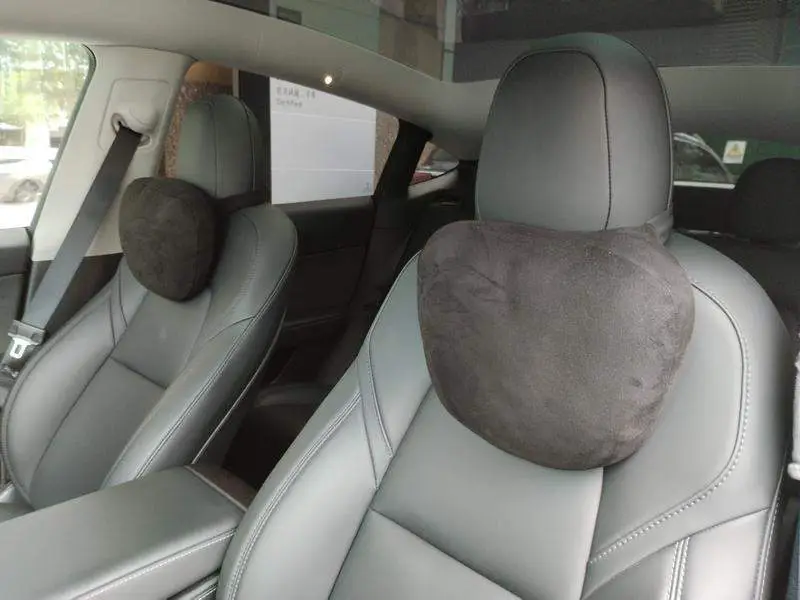 Model Y 2021 Long Range All-Wheel Drive — 18