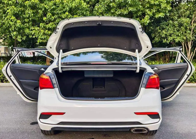 Name map 2017 1.6T Automatic Intelligent GLS National V — 11