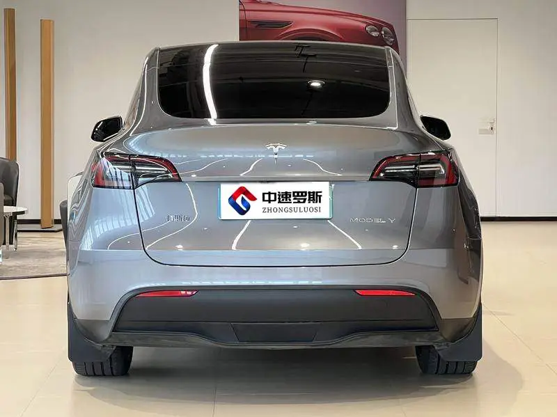 Model Y 2024 long-range all-wheel drive version — 5
