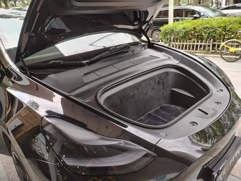 Model Y 2021 Long Range All-Wheel Drive — 9