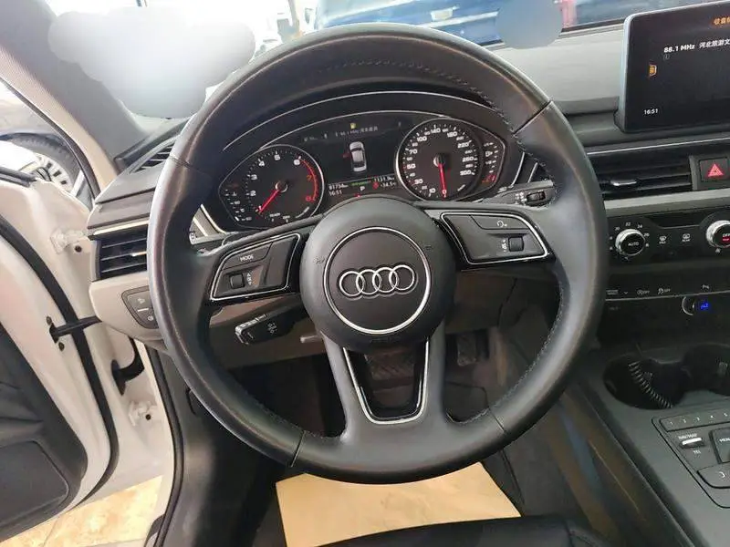 Audi A4L 2019 40 TFSI Progressive National VI — 11