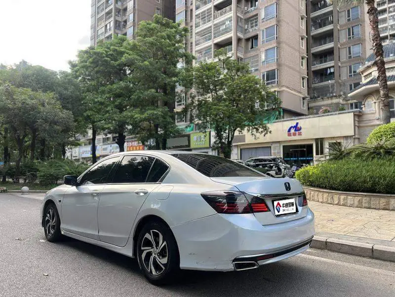Accord 2016 2.0L Comfort Edition — 4