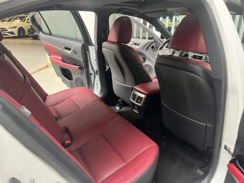 Lexus GS 2017 300 F SPORT — 12